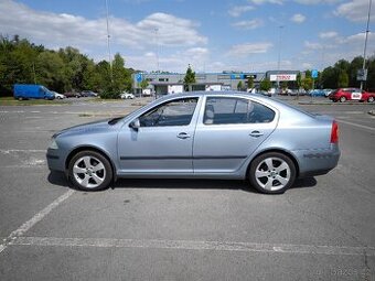 OCTAVIA II 2006