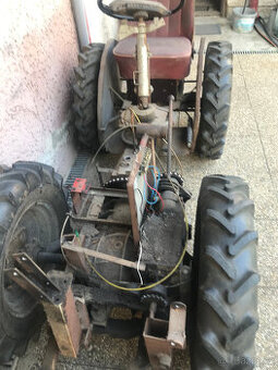 prodám domácí malotraktor bez motoru