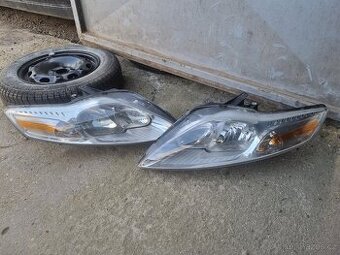Ford mondeo mk4,přední světla, rv 2008