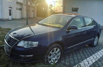 Vůz na náhradní díly VW Passat B6 sedan 2010 CDGA MGM LD5Q