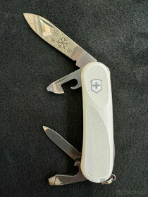 Victorinox White Christmas 2016 - 1