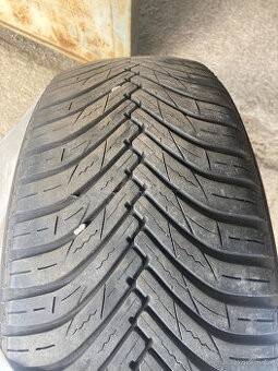 Celoroční-Maxxis Premitra all season 205 60 r16 96V - 4ks