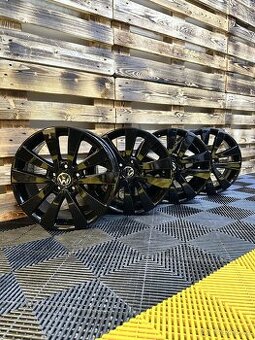 Volkswagen Golf VI - originální ALU disky 5x112 R17