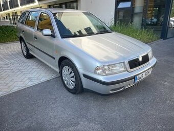 Škoda Octavia 1 2.0i 85kw r.v.2001 najezd 227xxxkm