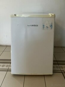 Lednice Hyundai 68 l