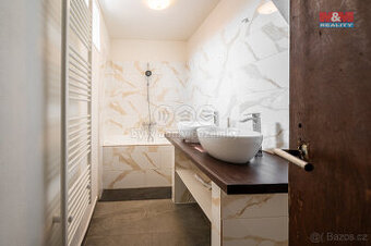 Prodej rodinného domu, 1163 m², Zalužany - 1