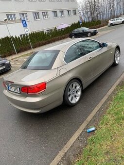 BMW E93 320i CABRIO