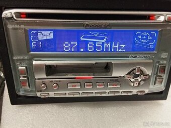 První autorádio na kazety vč cd Pioneer