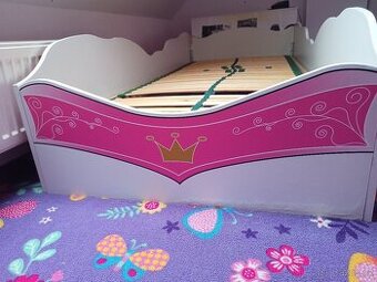 Dětská (dívčí) postel s kočárem