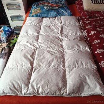 Dětská péřová prikryvka