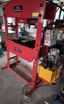 Lis 100 t WZWP-100EVx4, rok výroby 2020