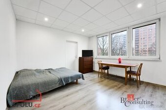 Prodej, byty/2+1, 43 m2, Jaromíra Matuška 8/32, Dubina, 7003