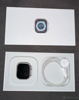 Apple Watch Ultra 49mm, Titanové