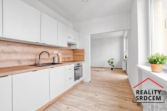 Pronájem bytu o velikosti 2+1/52 m2 +lodžie na ul. Zahradnic