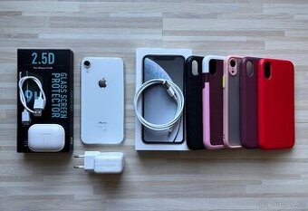 iPhone XR 64 GB bily