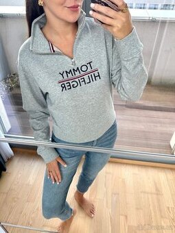 TOMMY HILFIGER ŠEDÁ MIKINA SE ZIPEM