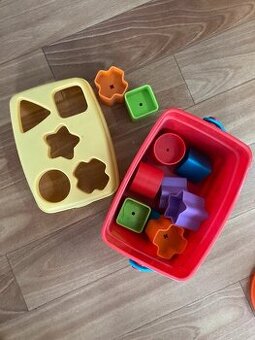První kostky batolata Fisher Price