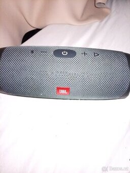Bluetooth reproduktor JBL Essential charge 2