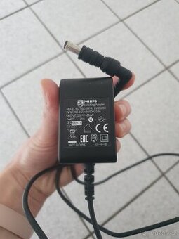Nabíječka Phillips na vysavač FC6168/01