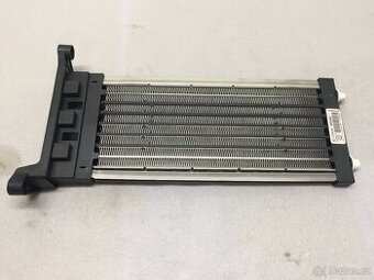 AUDI A6 C6 4F - RADIÁTOR PŘÍDAVNÉHO TOPENÍ 4F0 819 011