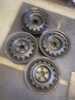 5x114,3 r15 plechové disky Kia Hyundai