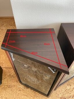 skříňky - cena za vše 4700,-kč