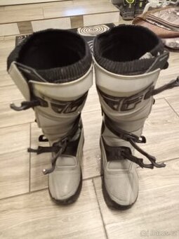 Motokrosové boty vel. 40,5