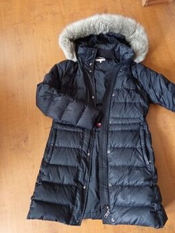 Prodám dvě dámské bundy Tommy Hilfiger