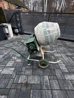 Stavební míchačka