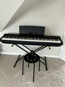 Yamaha keyboard - 1