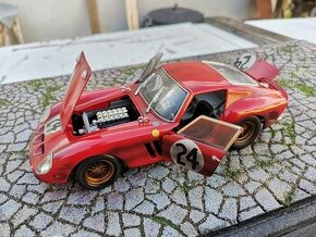 Ferrari 250 GTO  1:18 Hot wheels
