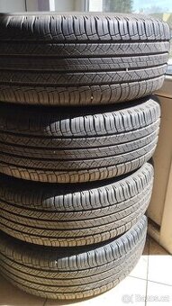 Pneu Michelin 215/65R16 98H