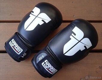 BOXERSKÉ RUKAVICE 8éz FIGHTER