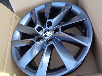 škoda superb 17 alu 5x112 nová original škoda