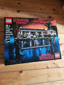LEGO Stranger Things 75810 Upside Down