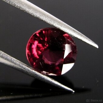Rhodolit- ovál, kombi. - 1,71 ct.