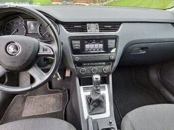 ŠKODA OCTAVIA III PALUBOVKA,AIRBAGY,PÁSY