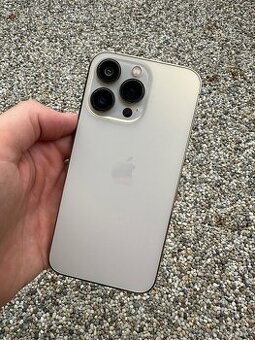 iPhone 13 pro - baterie 100%