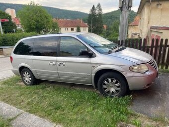 Chrysler Voyager 2,8 crd Limited town country Webasto