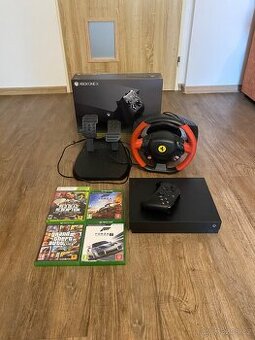 Xbox one X s volantem