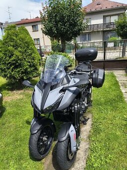 yamaha niken GT