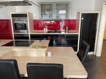 Pronájem bytu 2+kk/B, 52m², ul. Podkovářská, Praha 9 - Nová