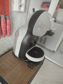 Nescafé Dolce Gusto Krups - 2 roky starý