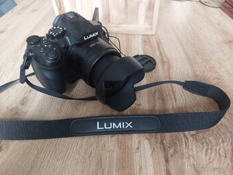 Prodám Panasonic LUMIX DMC-FZ300