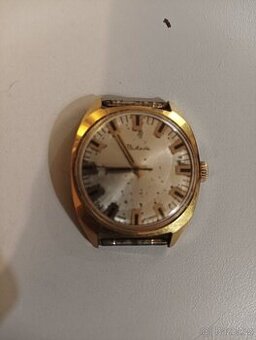 Hodinky Raketa