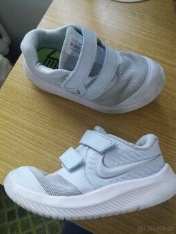 Dětské běžecké boty NIKE Star Runner vel. 26