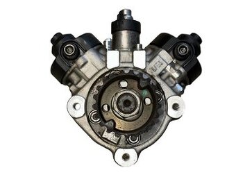 Vstřikovací čerpadlo 057130755AC CKDA VW Touareg 7P 2011