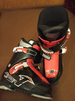 Lyžařské boty  sjezdové