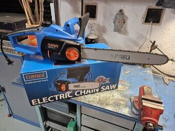 Elektrická pila Narex