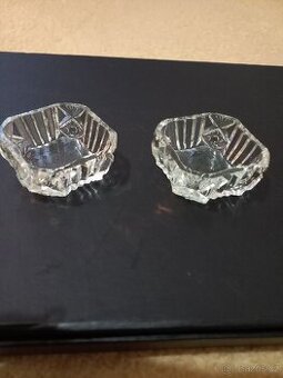 Retro mističky na súl a pepř